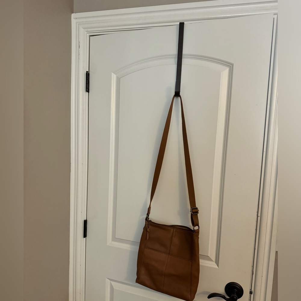 Sak brown leather cross bag